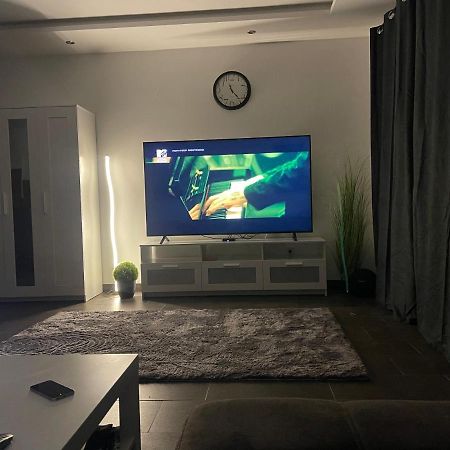 Malibu Apartman & Jacuzzi Miskolc Kültér fotó